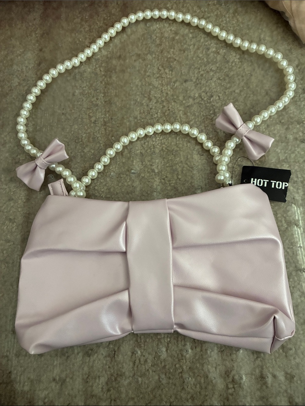 Hot Topic Pearl-Handle Bow Clutch - Light Pink